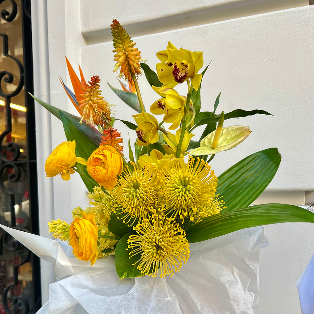 mariee-atelier-floral-ramo-de-autor-ramo-de-flores-pasteles-flores-domicilio-valencia-diseño-regalos-gift-flowers-blumen-geschenk-bouquet