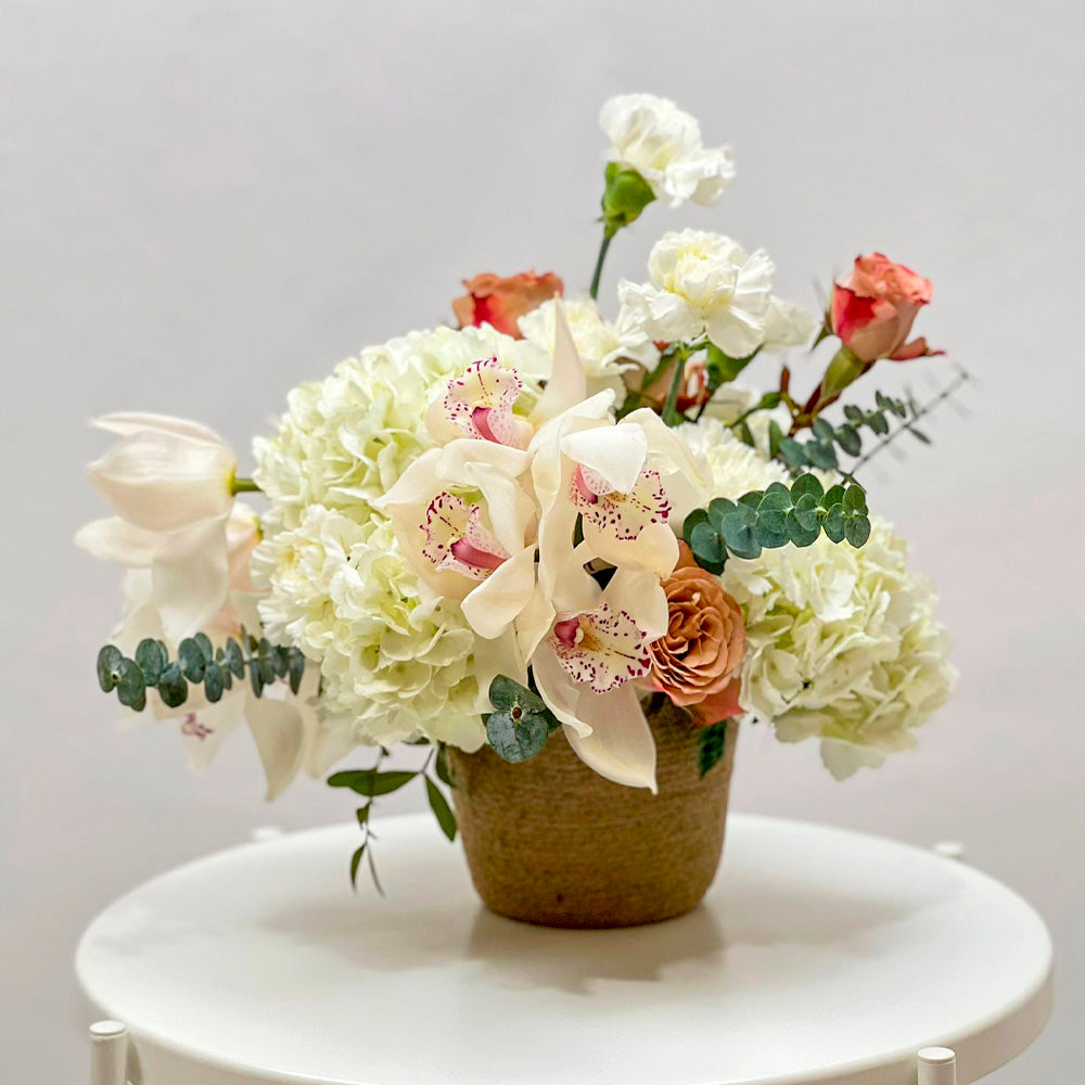 mariee-atelier-floral-ramo-de-autor-ramo-de-flores-pasteles-flores-domicilio-valencia-diseño-regalos-gift-flowers-blumen-geschenk-bouquet-Arreglos Florales Premium en Valencia