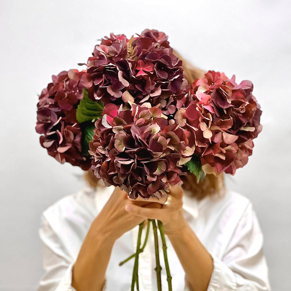 Mariée Atelier Floral Ramo de flores Ramo de flores hortensias a domicilio Floristería Valencia regalos gift flowers blumen geschenk bouquet