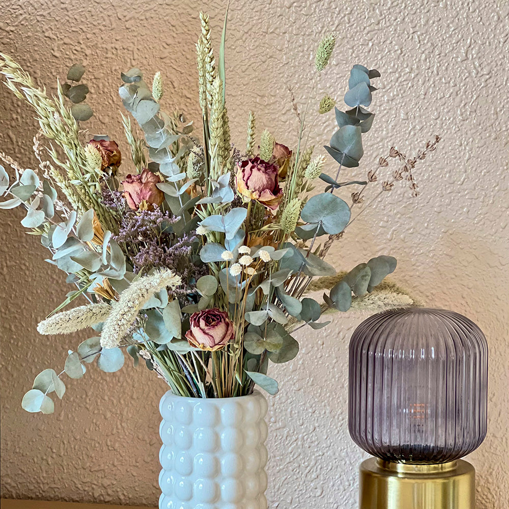 mariee-atelier-floral-ramo-de-autor-ramo-de-flores-pasteles-flores-domicilio-valencia-diseño-regalos-gift-flowers-blumen-geschenk-bouquet-secos