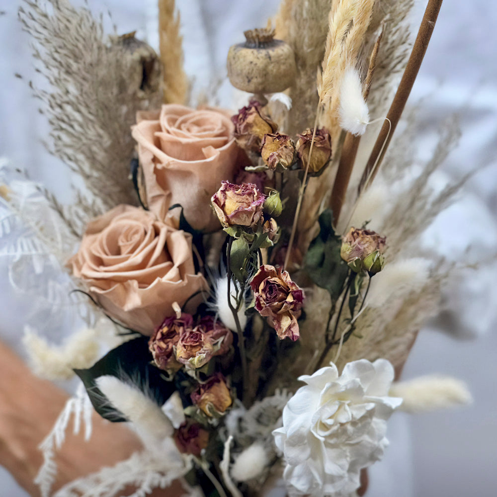 mariee-atelier-floral-ramo-de-flores-ramo-de-flores-secos-envio-gratis-valencia-novia-veles-e-vents