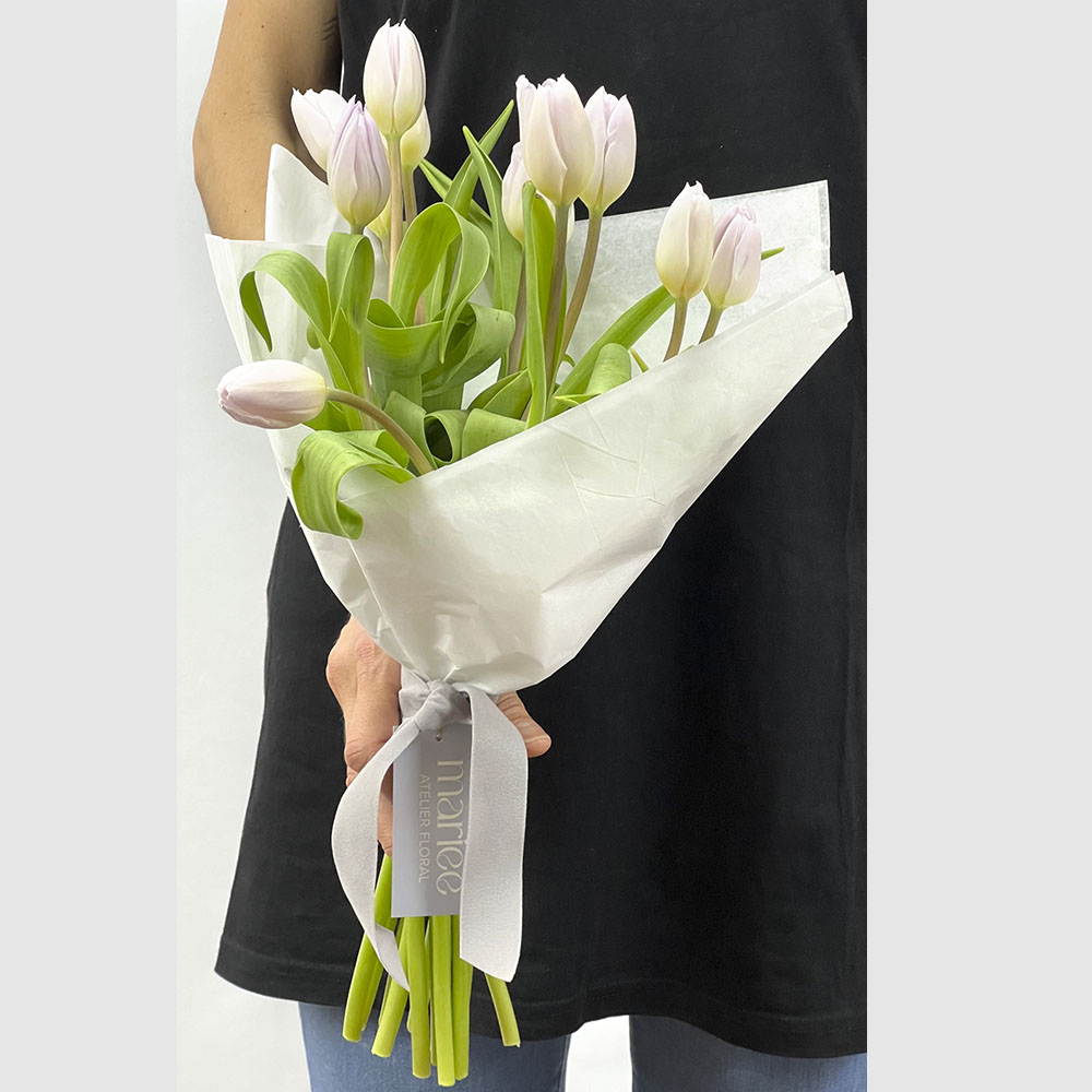 Mariée Atelier Floral Ramo de tulipanes regalos gift flowers blumen geschenk bouquet