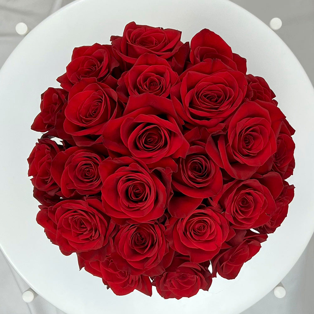 Mariée Atelier Floral Ramo de flores Ramo de Rosas a domicilio Floristería Valencia regalos gift flowers blumen geschenk bouquet san Valentín día de los enamorados novios