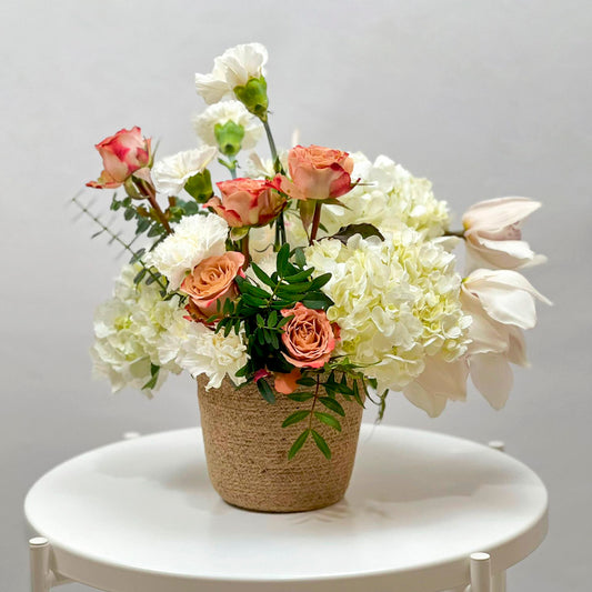 mariee-atelier-floral-ramo-de-autor-ramo-de-flores-pasteles-flores-domicilio-valencia-diseño-regalos-gift-flowers-blumen-geschenk-bouquet